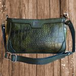 کیف دوشی زنانه چرم طبیعی دست دوز M123